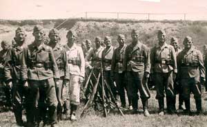 Немецкие солдаты в Рованиеми, 1942.
